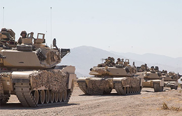 Нацгвардия Техаса перебрасывает к границе с Мексикой танки Abrams и БМП Bradley