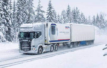 ГАИ со стрельбой останавливала пьяного бесправника, угнавшего фуру