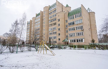 В тихом центре Минска продается квартира «из богатых 2000-х»