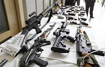 СМИ: Стрелковое оружие продолжает экспортироваться в Россию