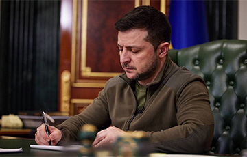 Зеленский уволил командующего Объединенными силами ВСУ
