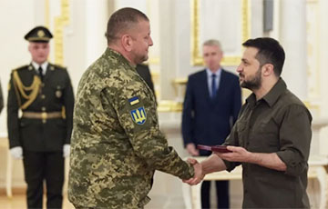 Zelensky Awards Zaluzhny Hero Of Ukraine Title