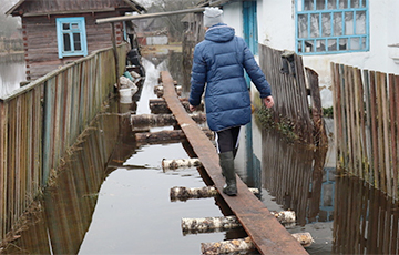 «За 40 лет жизни здесь впервые вижу такое наводнение»