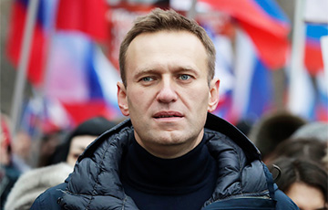 Тело Навального не отдадут родным еще две недели