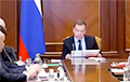 Медведев набросился на директоров военных заводов РФ с «телеграммой Сталина»