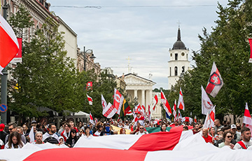 В Вильнюсе собирают заявки от тех, кто хочет отдать детей в белорусскоязычные школы