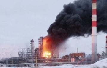 Беспилотники ударили по нефтебазе в Орле и НПЗ в Нижегородской области РФ