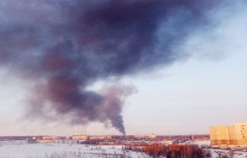 Атакован нефтезавод в российской Рязани: вспыхнул масштабный пожар