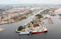 Большой порт Санкт-Петербурга прекратил отгрузку селитры после атак беспилотников