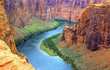 Одна из самых длинных рек мира больше не достигает моря