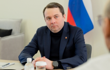 На российского губернатора напали с ножом