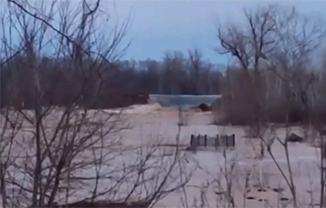 Вода перелилась через дамбу: российские власти начали эвакуацию из еще одного города