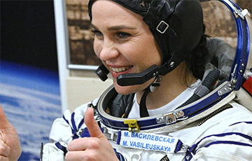 Cosmonaut Vasileuskaya Testing Kefir On ISS Awarded Title Of Hero Of Belarus