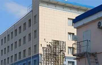 Дрон ударил по зданию «Газпрома» в российском Белгороде