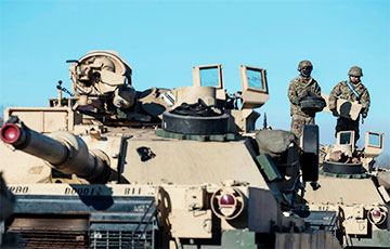 NATO Armored Vehicles Convoys Heading Poland Scare Russians In EU