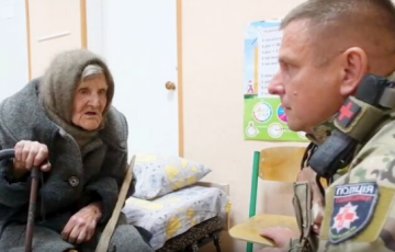 Willpower: 98-Year-Old Ukrainian Woman Walked Through Entire Frontline Under Shelling