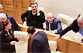 В парламенте Грузии произошла драка из-за закона об «иноагентах»