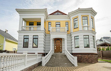 Какие дома продают в элитном Валерьяново