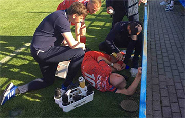 Minsk FC Player Gets Terrible Injury During Match