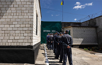 Ва Украіне пачалі вызваляць зняволеных для адпраўкі на фронт