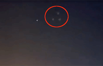 В Сеть попало видео с треугольным НЛО, которое пролетело рядом с луной