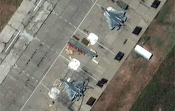 Появились первые спутниковые снимки российского истребителя Су-57 после атаки Украины на аэродром Ахтубинск