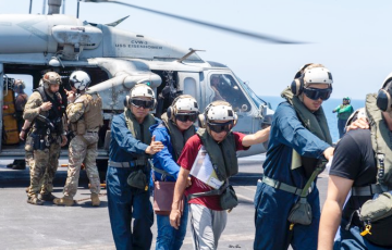 ЗША выратавалі экіпаж грэцкага судна пасля нападу хусітаў