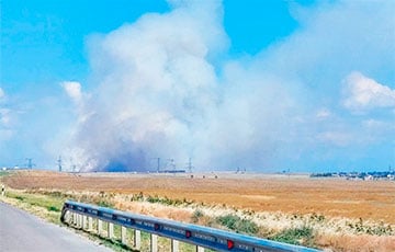 Fire At Cape Chauda In Crimea Has Grown Several Times