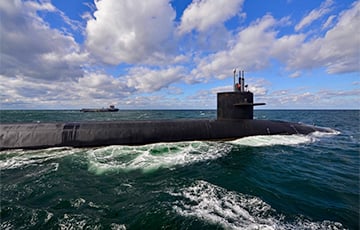 США вывели в Норвежское море атомную подлодку и самолет «Судного дня»