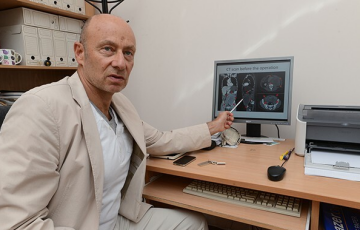 Украино-немецкий хирург Юрий Лифшиц: Лекарство от рака изобрели бы давно, принцип уже решен