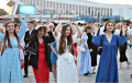 В центре Минска проходит праздник выпускников вузов