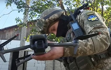 Украінскія абаронцы знішчылі танк і грузавікі акупантаў дронамі-камікадзэ