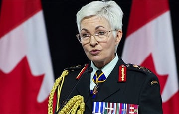Впервые в истории Канады Вооруженные силы страны возглавила женщина