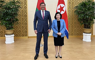 Северная Корея будет поставлять в Беларусь «традиционную косметику»