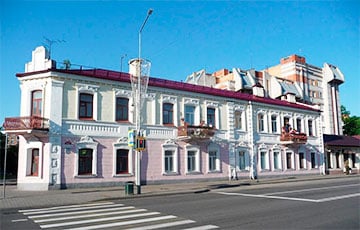 Квартира в столетнем белорусском доме попала на аукцион за долги иностранца