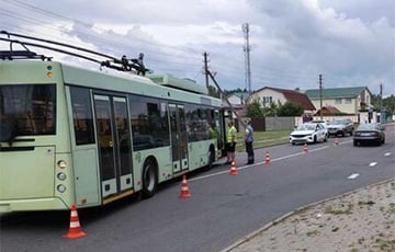 В Гомеле школьница попала под троллейбус