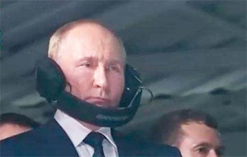 Путин в Грозном не справился с наушниками: смеются даже Z-пропагандисты