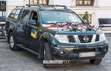 Belgian Prince Personally Hands Over Car To Kalinouski Regiment