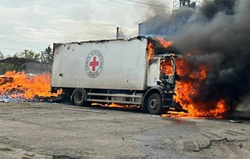 Российские войска обстреляли автомобили миссии Красного Креста в Донецкой области