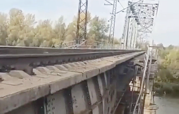 Partisans Blow Up Railway Bridge In Russia's Samara Region, Causing Collapse