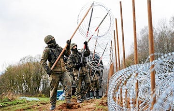 Poland Begins To Build A Large Defence Line On Belarusian Border