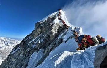 На Эверэсце знайшлі парэшткі зніклага 100 гадоў таму Сэндзі Ірвіна