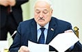 Лукашенко ввел новшества, которые одновременно затрагивают водителей и валютный рынок