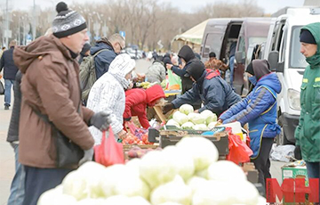 Что и почем можно купить на сельхозярмарке у Дворца спорта