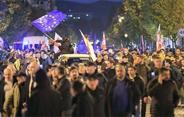 Georgian Opposition Starts Rally Outside Parliament