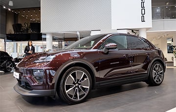 В Минск привезли новый Porsche Macan