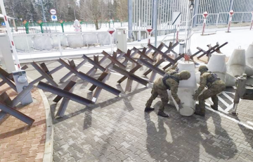 Польшча ў найбліжэйшыя дні ўсталюе першыя ўмацаванні на мяжы з Беларуссю