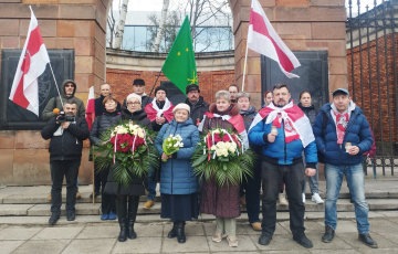 Беларусы ў Варшаве ўшанавалі памяць паўстання Каліноўскага