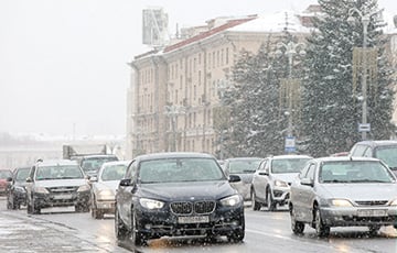 «Губы и кожа на руках трескается, пить хочу постоянно»