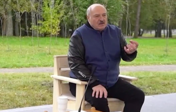 Lukashenka And His Little Bench